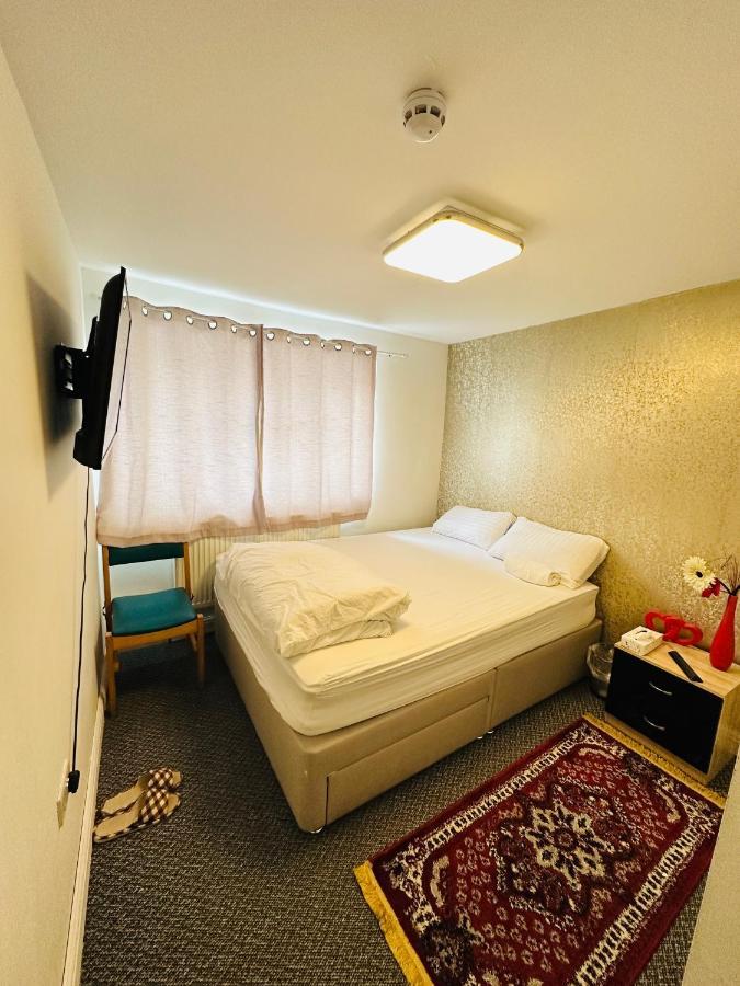 Unique Private Rooms Bolton Exteriér fotografie