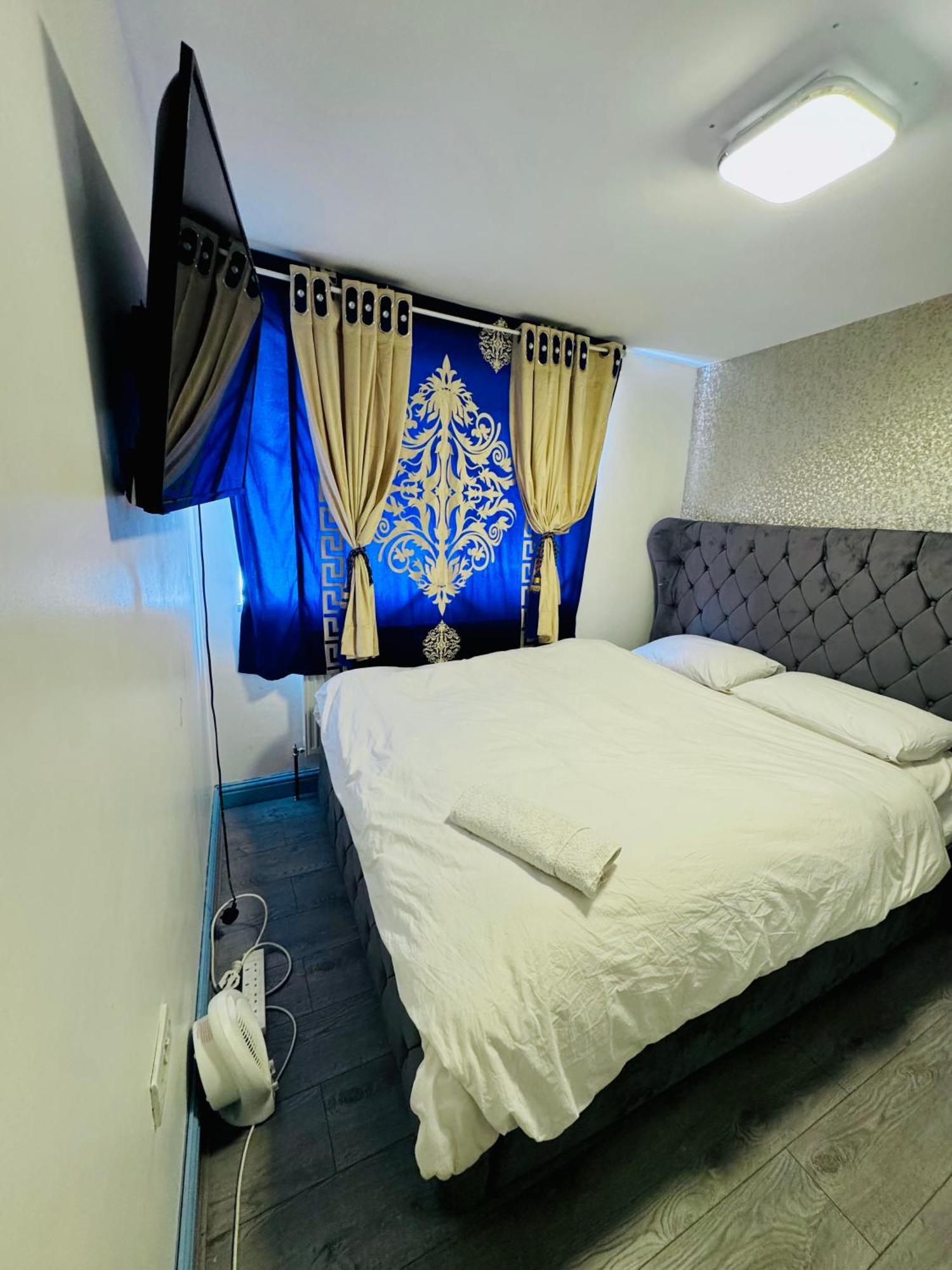 Unique Private Rooms Bolton Exteriér fotografie