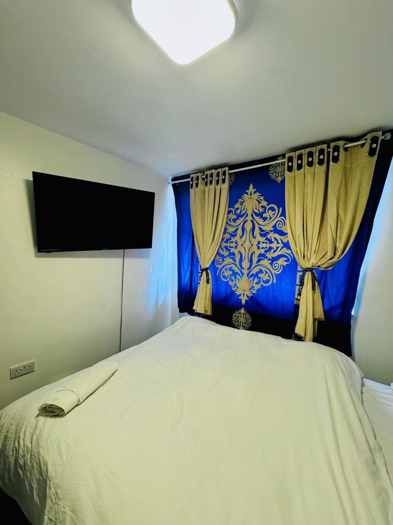 Unique Private Rooms Bolton Exteriér fotografie