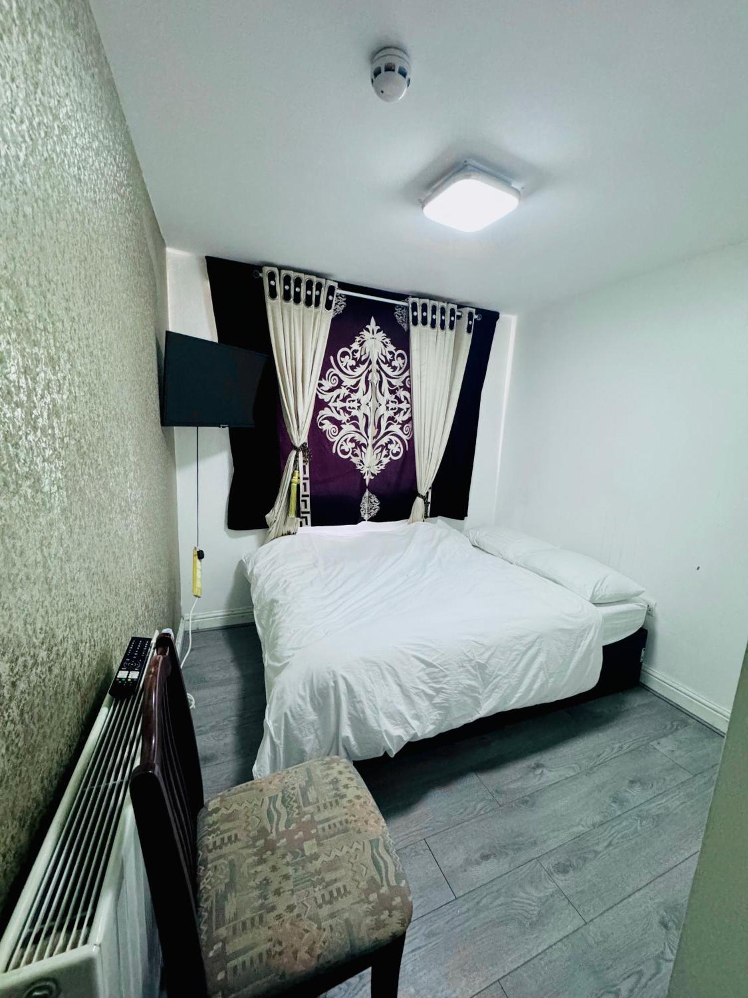 Unique Private Rooms Bolton Exteriér fotografie